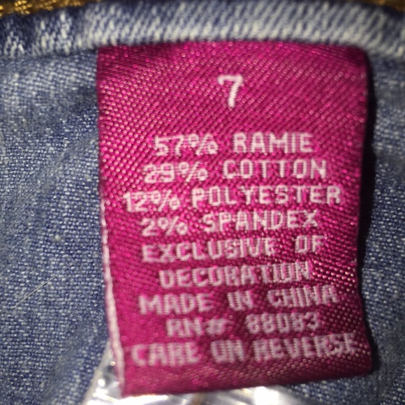 Size 7 NWT SO Crop Denim Jeans with pink fabric belt - Picture 5 of 10